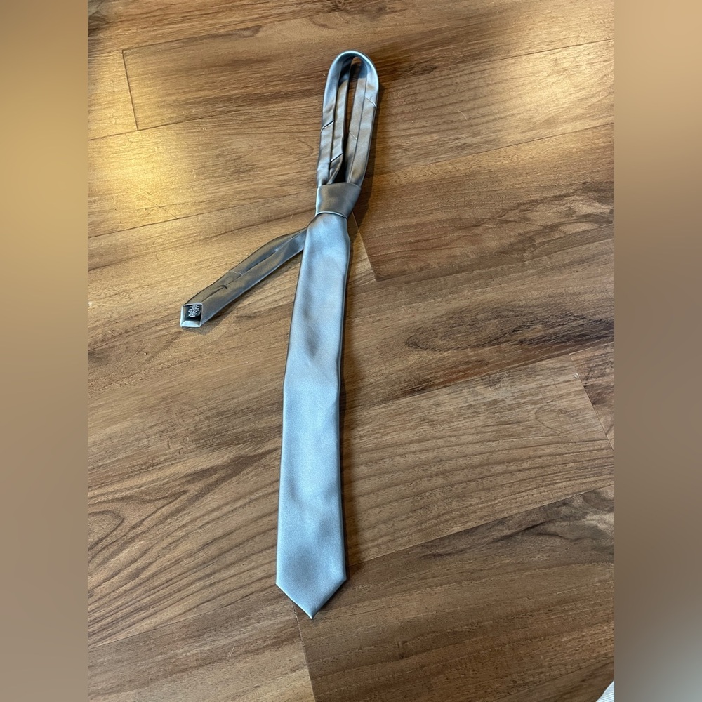 jf j.ferrar Silver Satin Men's Tie